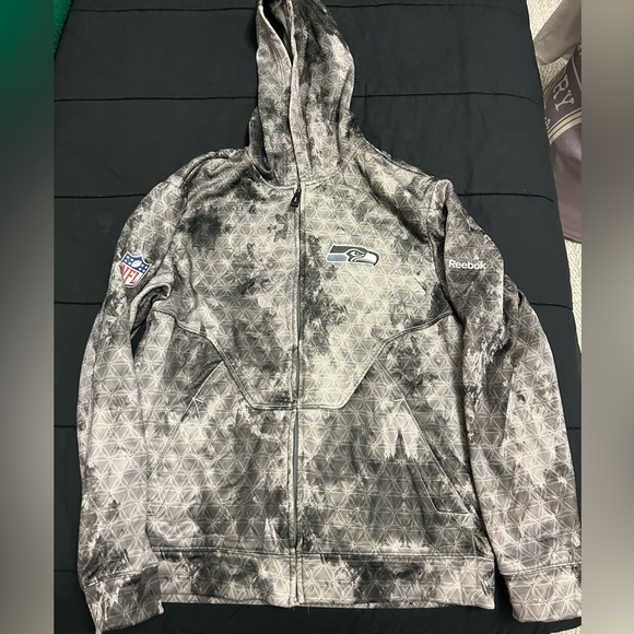 Seattle Seahawks Hoodie - Picture 1 of 3